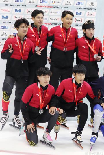 刷到李文龍的冬奧倒計時微博,我卻想起在國外看比賽卡成PPT的崩潰夜晚