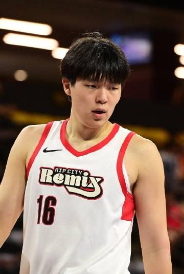 海外追NBA必看！愛奇藝版權限制解決全攻略