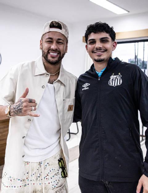 海外華人追劇追星必看：突破地區限制，重溫內馬爾與球迷的13年暖心約定